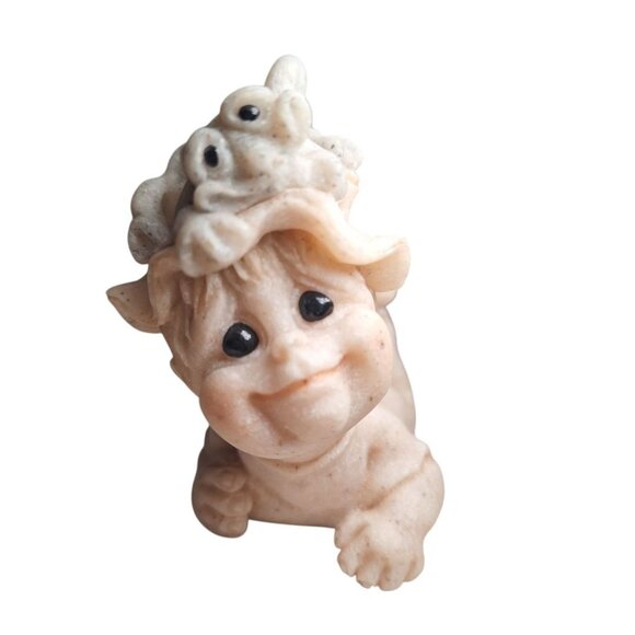 Quarry Kids Frog Child Figurine Franklin Fyfe Hitchin a Ride Vintage 2001 - Picture 1 of 10